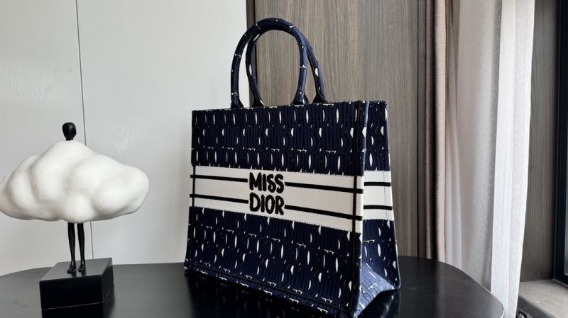 Christian Dior Shopping Bags